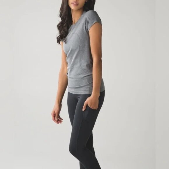 Lululemon Swiftly Tech Short Sleeve Crew Heathered Slate - Picture 8 of 8